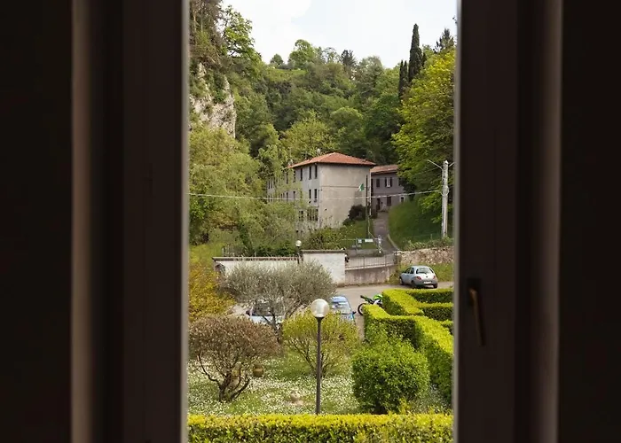 Guggiate - Seta Apartment