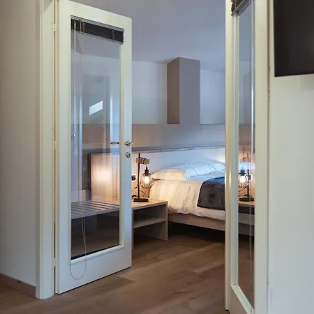 Guggiate - Seta Apartament *